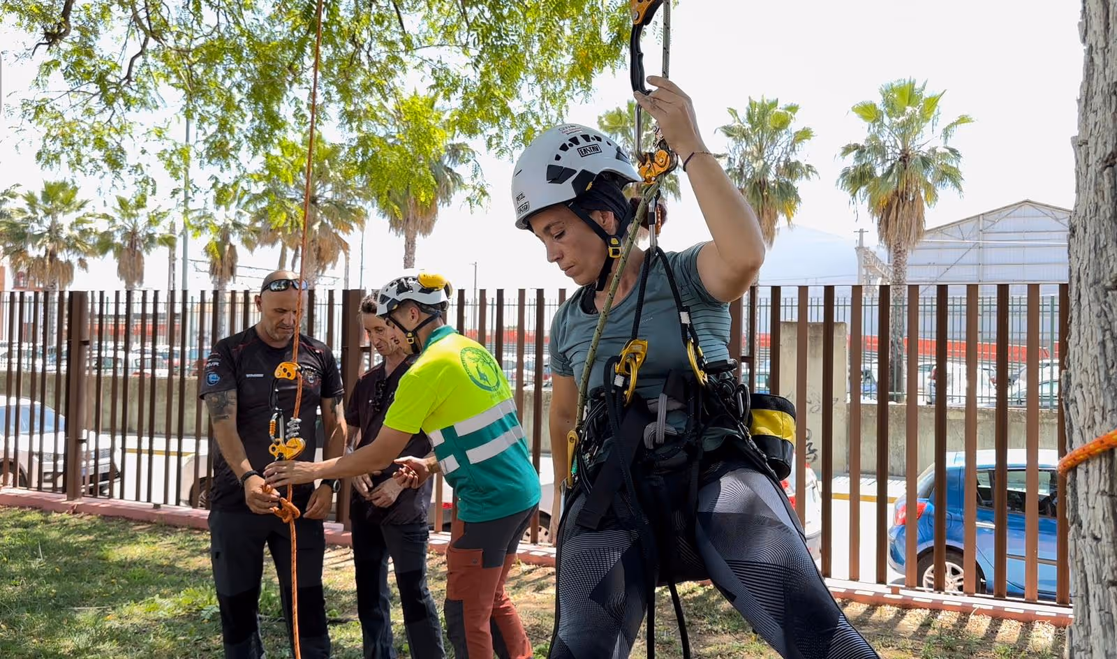 alta presencia de mujeres en tree care tour eastav Hacienda Santa Cruz, en la localidad de La Rinconada, Sevilla