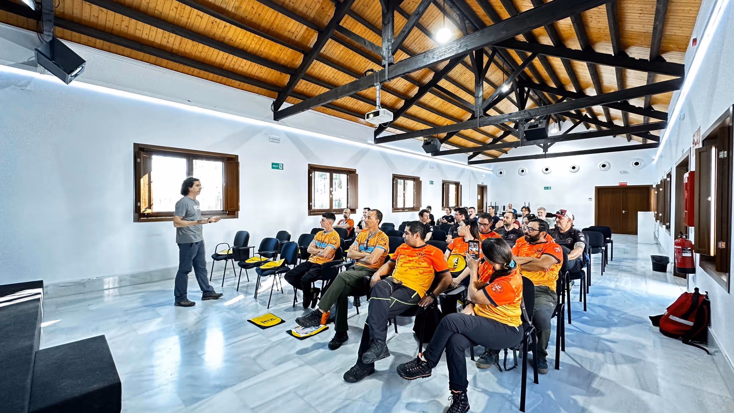 Clase teorica tree care tour eastav Hacienda Santa Cruz, en la localidad de La Rinconada, Sevilla