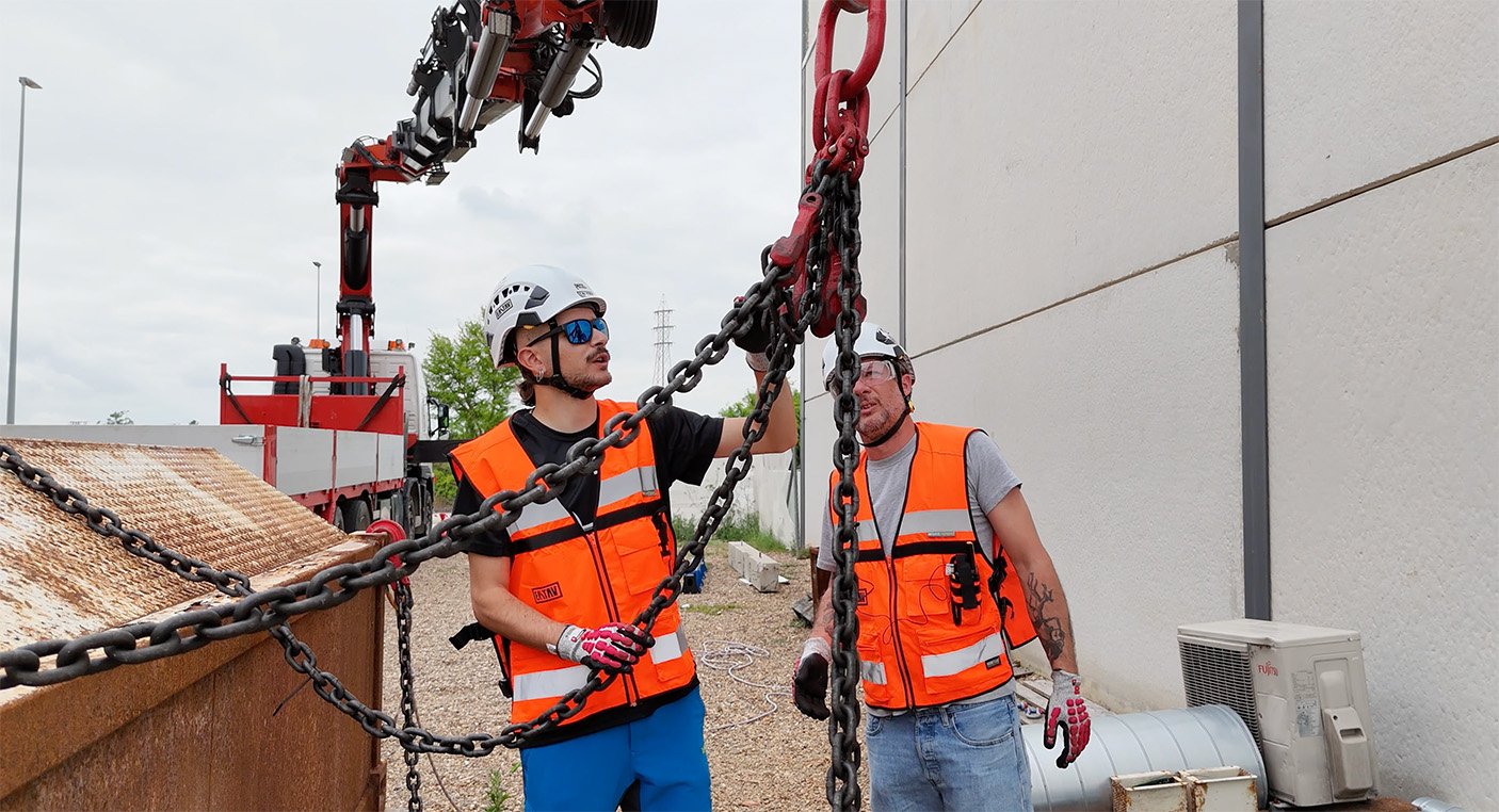 Formación Curso Slinger Signaller: curso teórico‑práctico orientado a la seguridad, los procedimientos y el uso correcto del equipo.