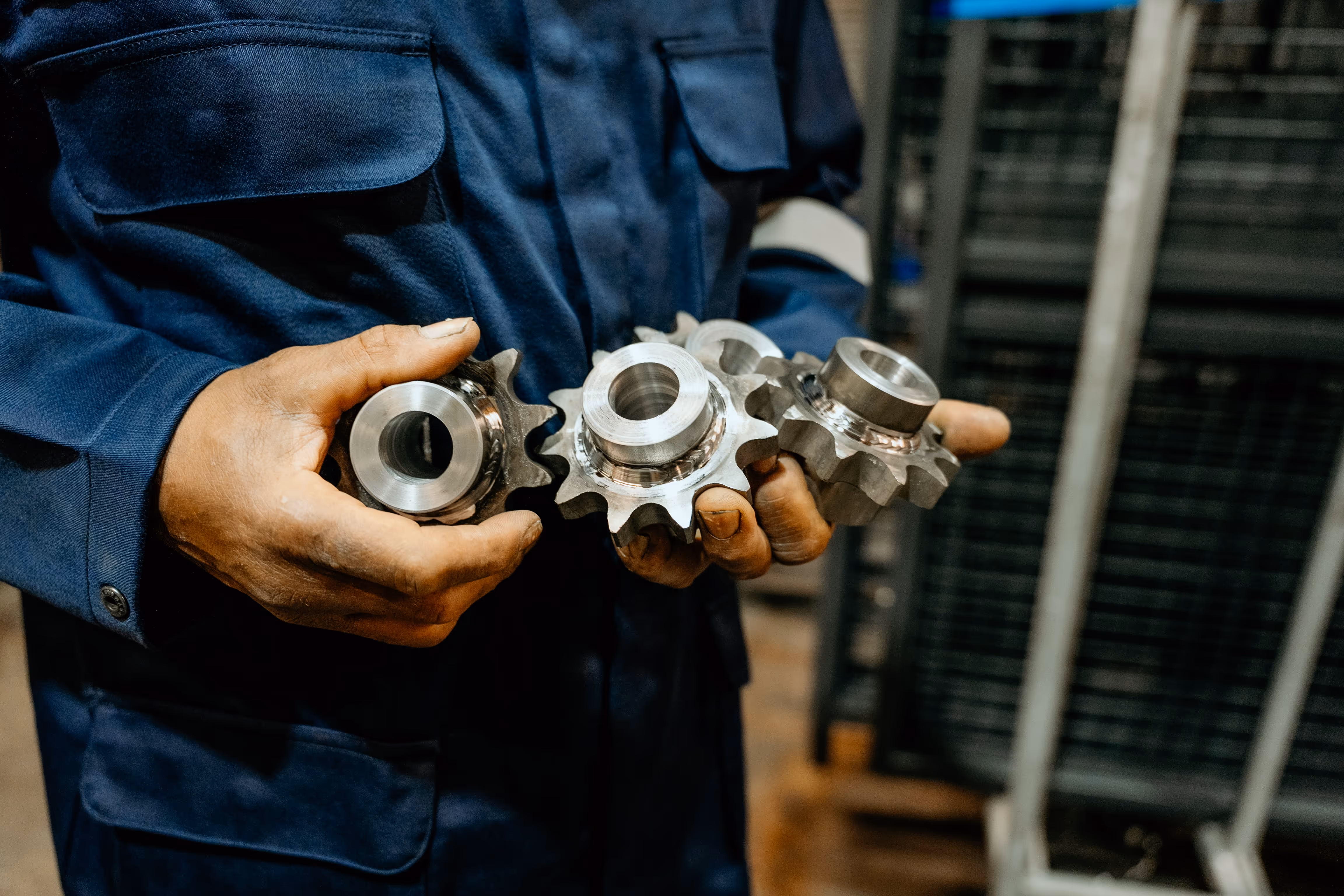 Person Have Item in Cargo Lift System