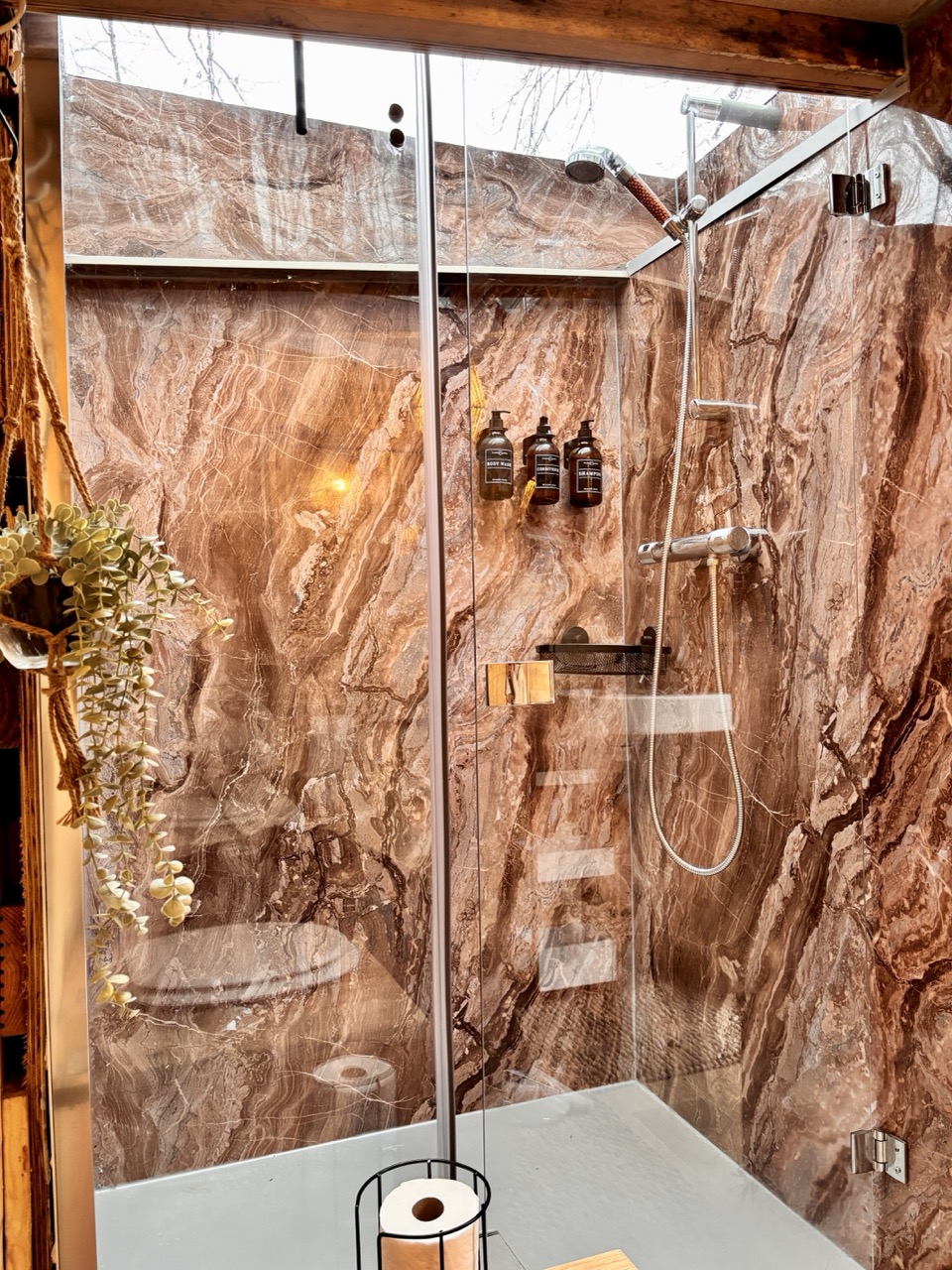 image of an exotic destination landscape (for a travel tech)