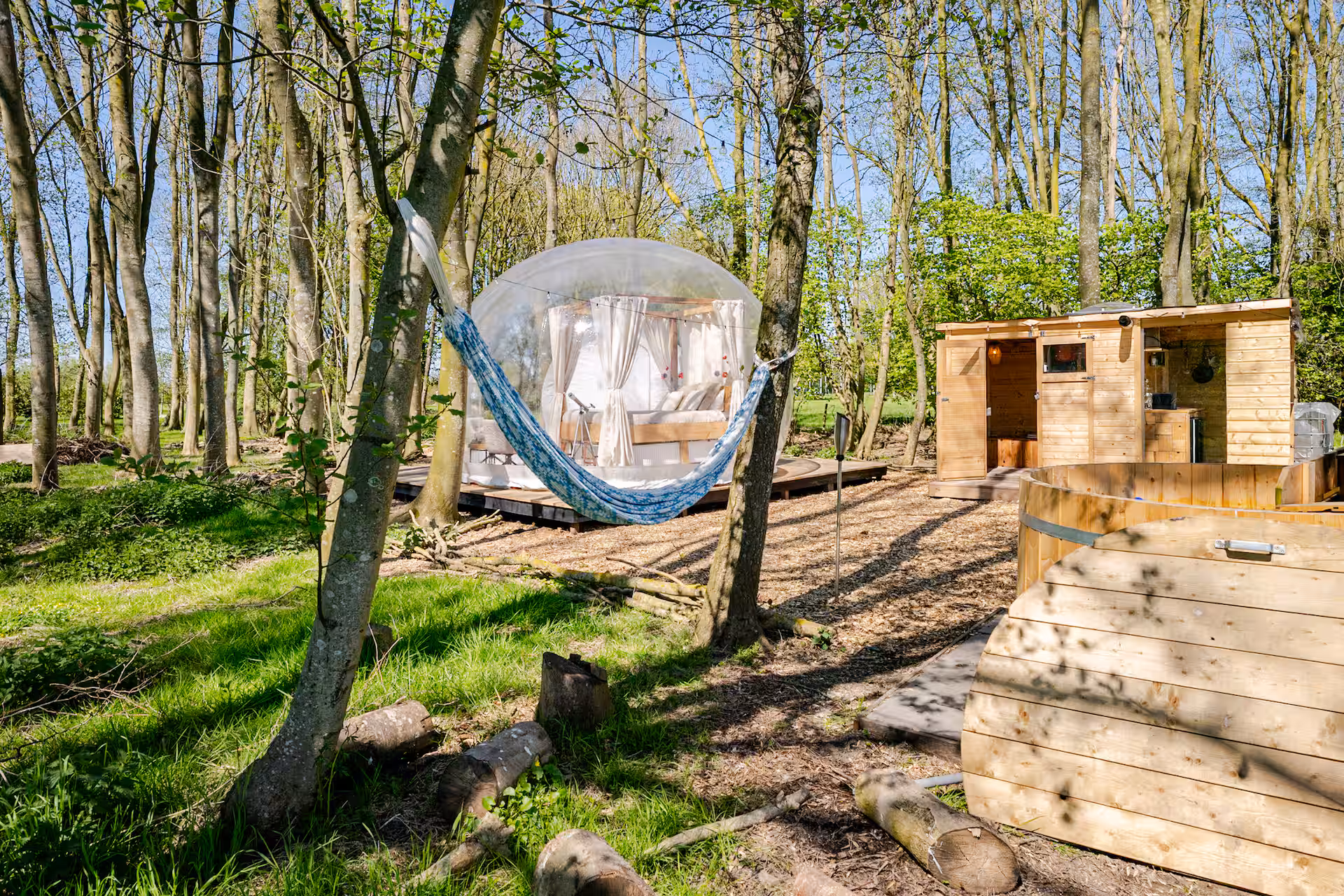 Unieke airbnb in een bos met natuur