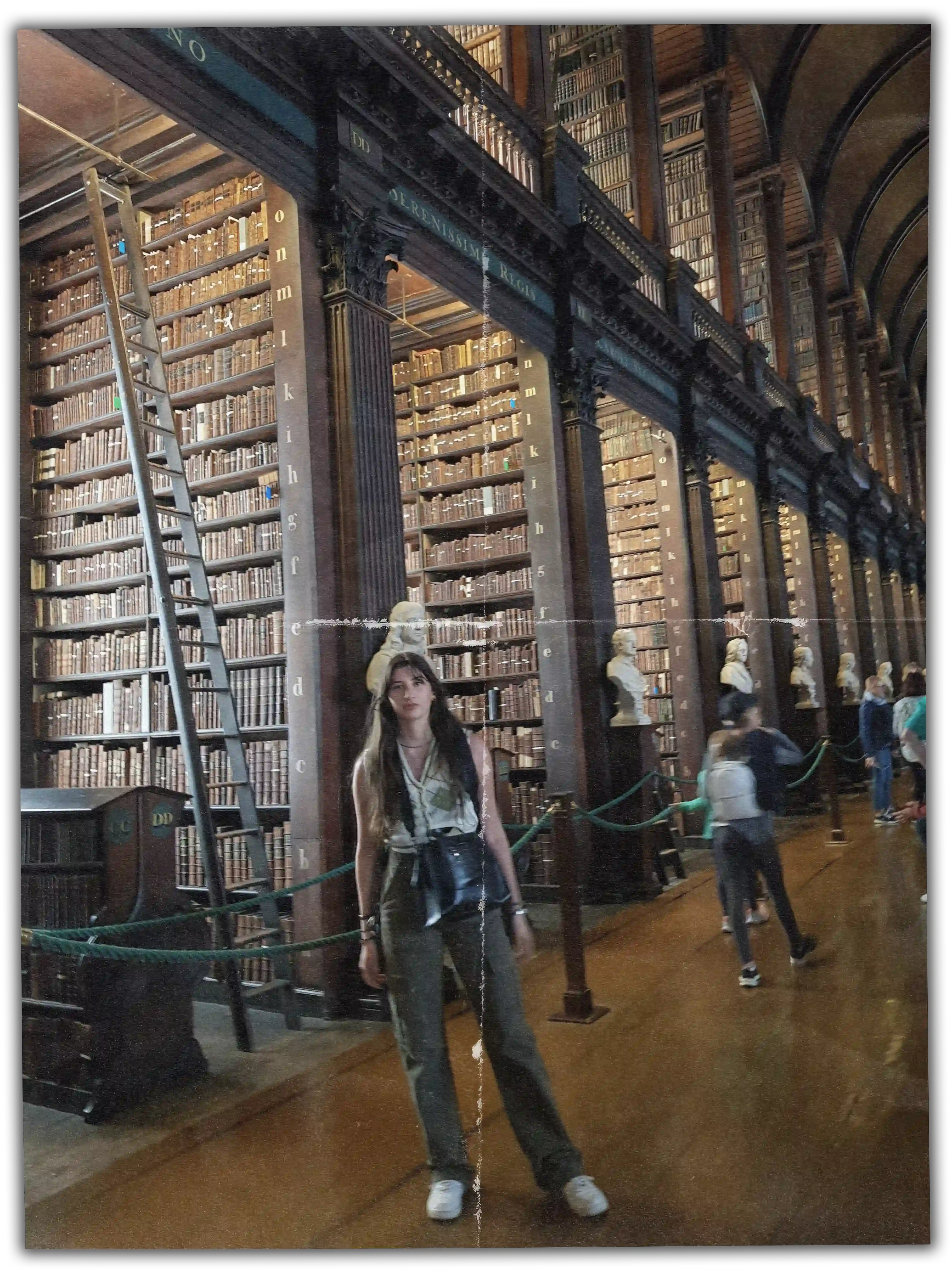 Photographie de l'artiste.