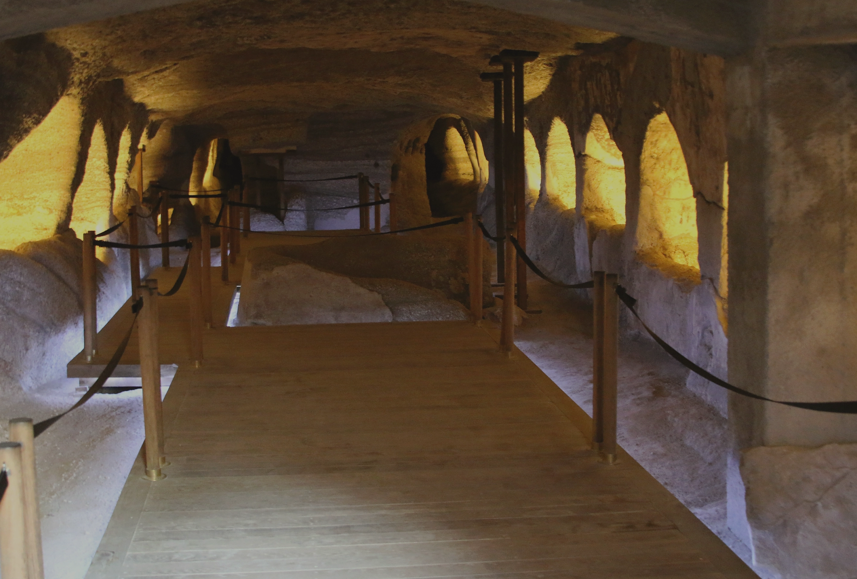 Milos cave