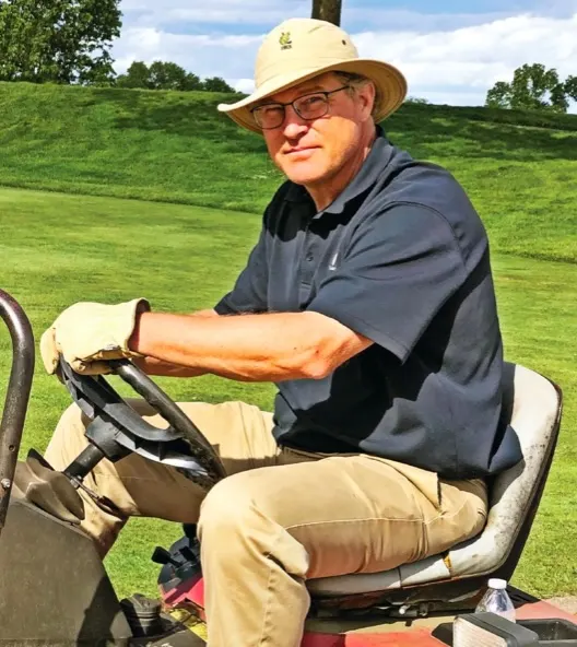 Portrait photo of Mike Devries, golf course architect