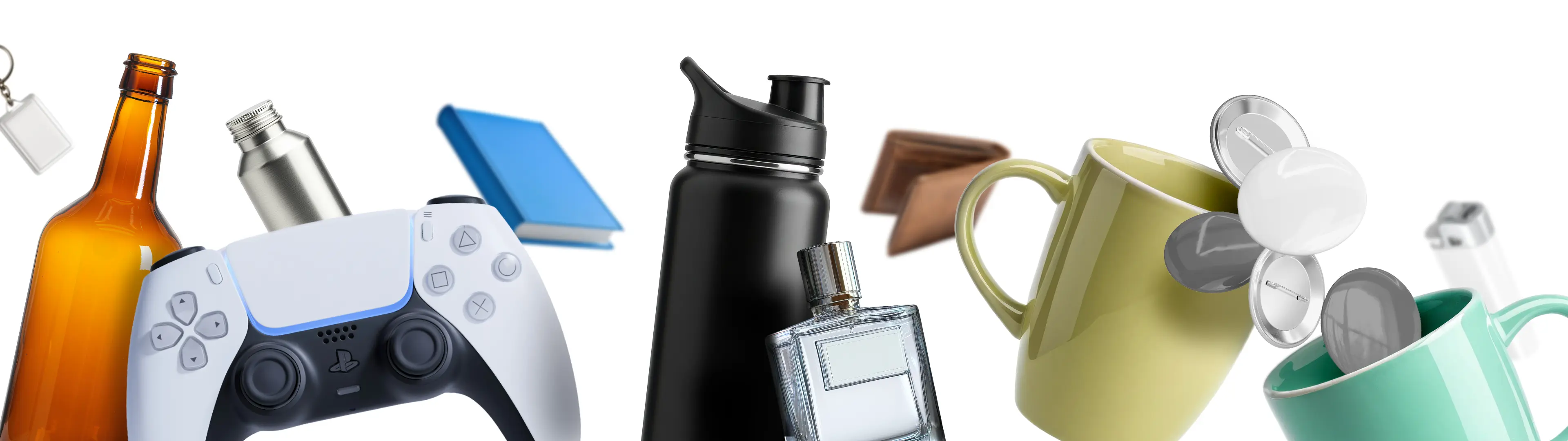 Collection d'objets personnalisés incluant une manette de jeu PlayStation, une bouteille en verre ambré, une gourde noire, un flacon de parfum, un livre bleu, deux mugs colorés, des badges épingle et un briquet blanc.