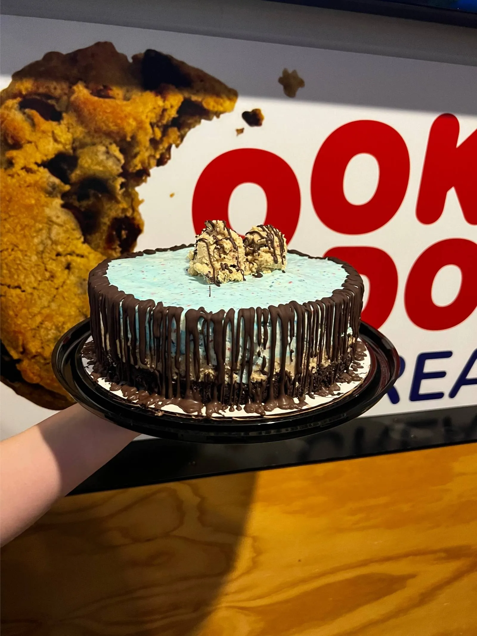 <subject>image of an office environment (for a web development agency)</subject>