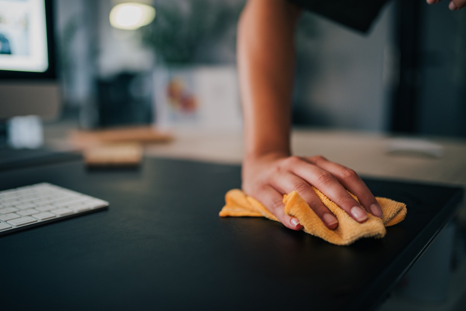 Cleaning desk with cloth