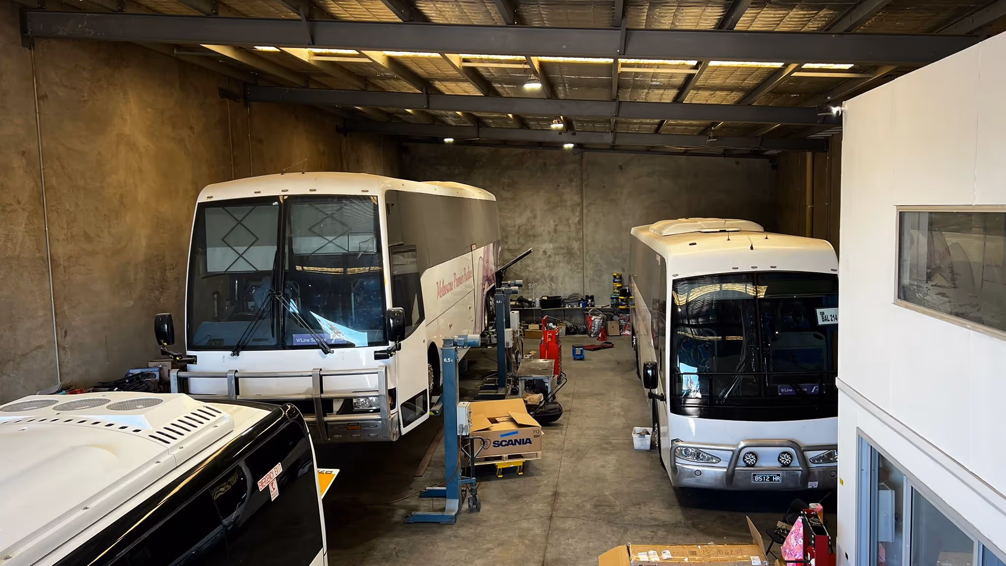 melbourne bus and truck centre