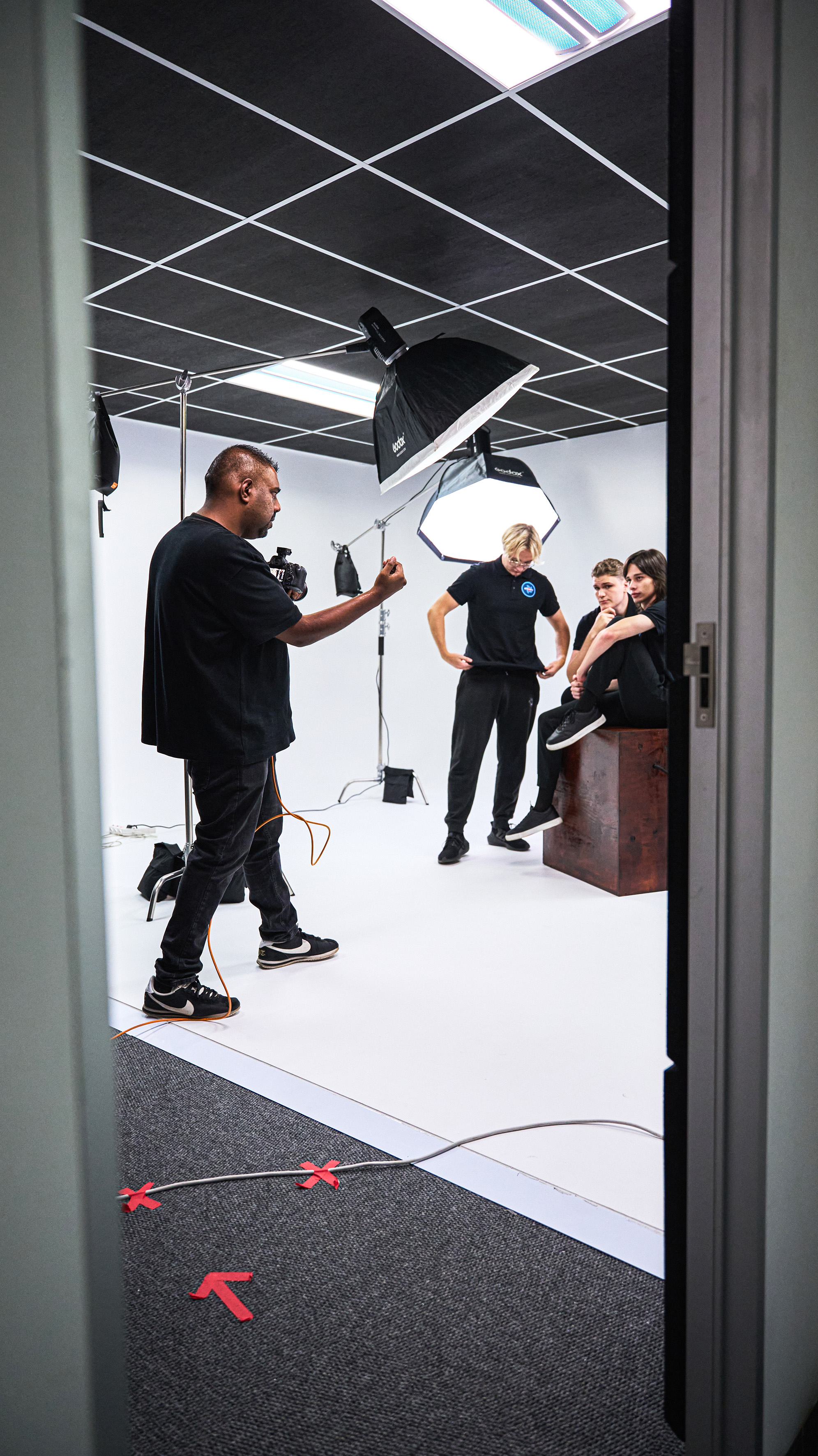 Acoustically treated white cyclorama infinity curve, ideal for any studio video or photo production in Gauteng Johannesburg