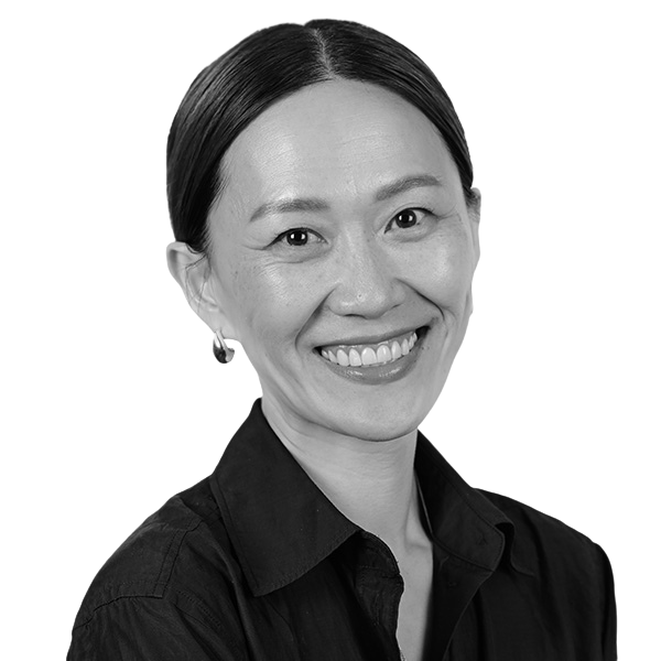 Jane Qin Medeiros