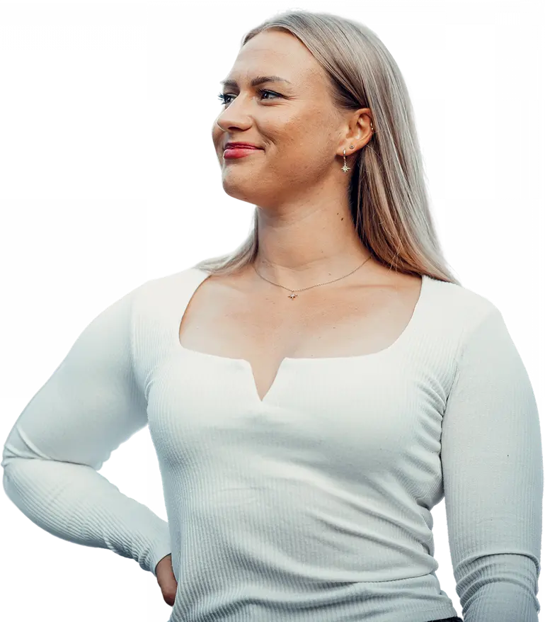 Stella in selbstbewusster Pose