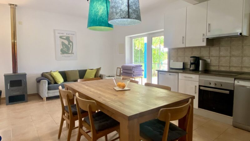 Doppelhaus mit Charme zwischen Olivenbäumen