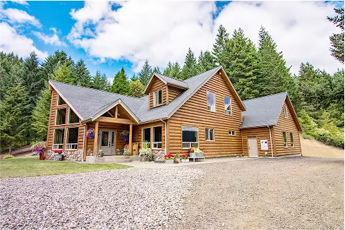 Maison dans un cadre naturel, illustration d'un lieu harmonisé par la géobiologie