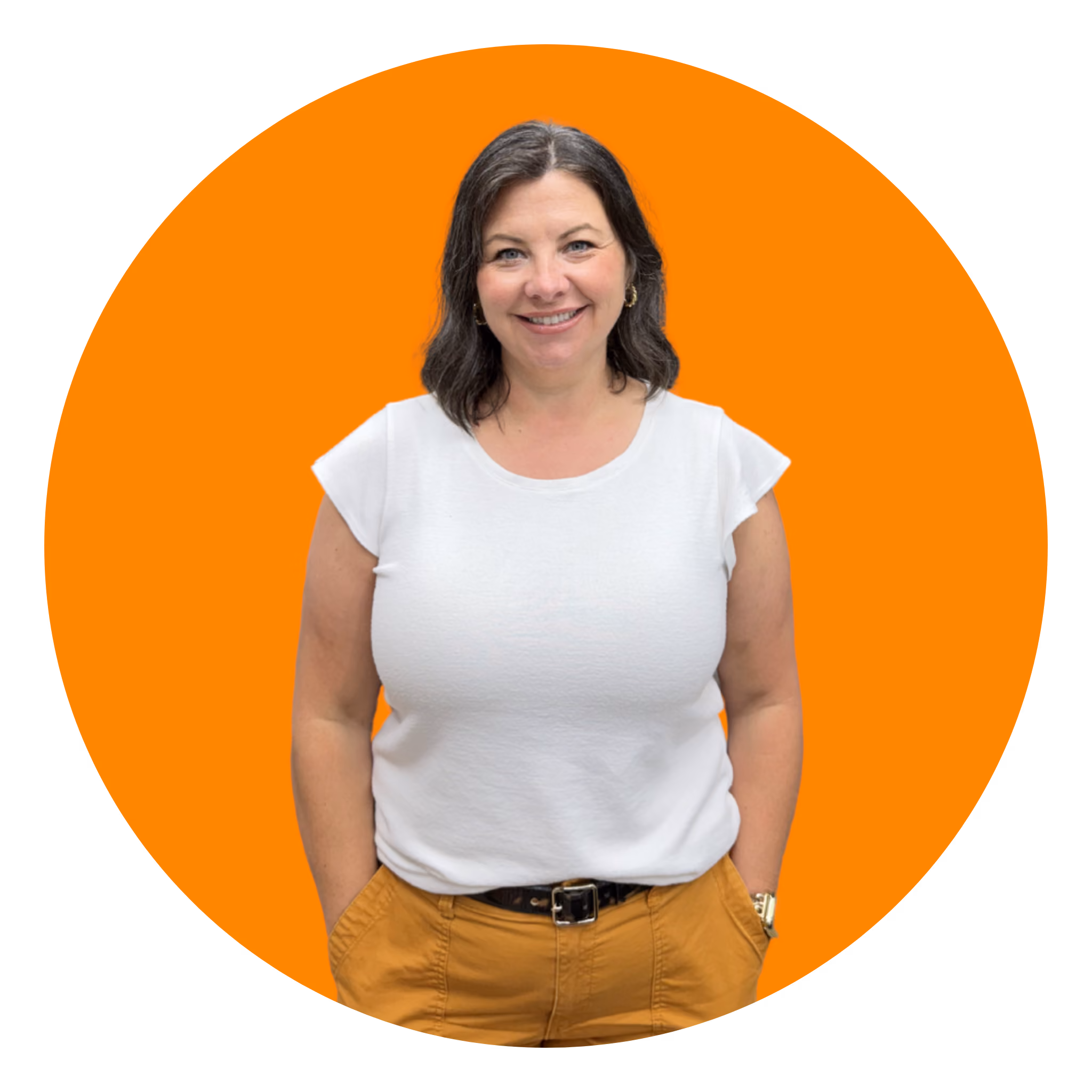 avatar of brunette woman with white shirt and hands in pocket on an orange circle background