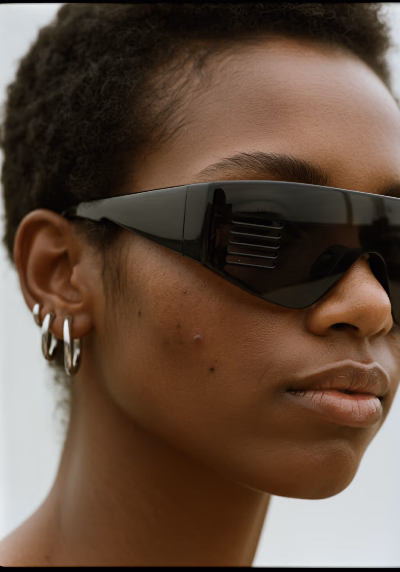 Woman wearing sunglasses