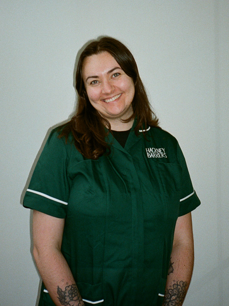 Keeley, dog groomer at Hackney Barkers, in the salon