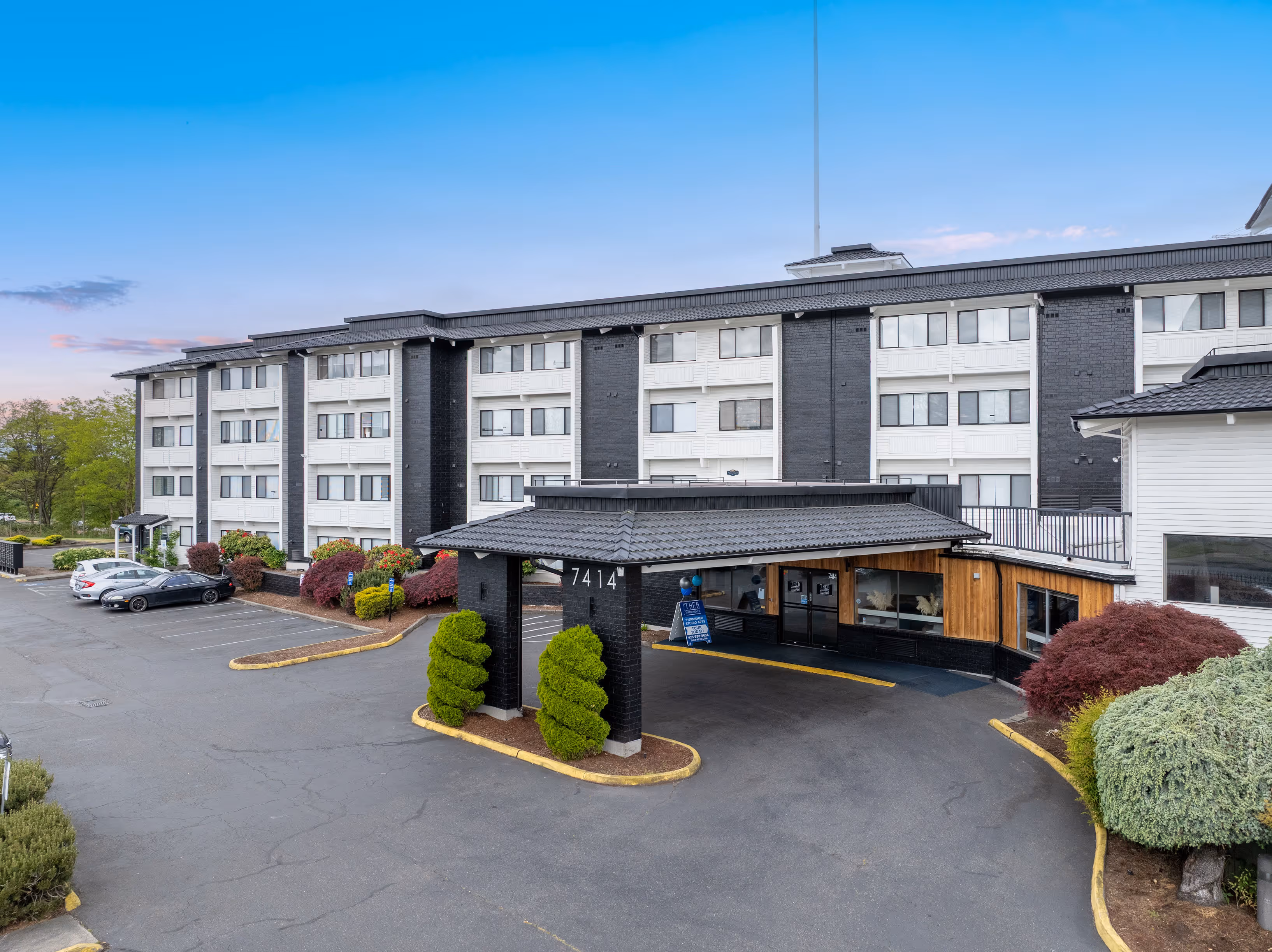 Thea Apartments