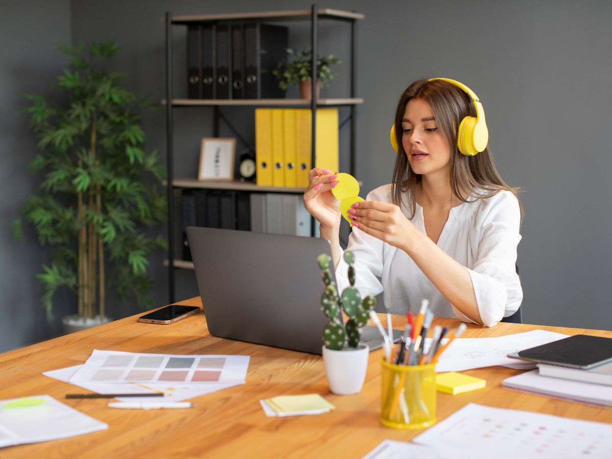 PFA vs drepturi de autor: ghid pentru freelancerii creativi
