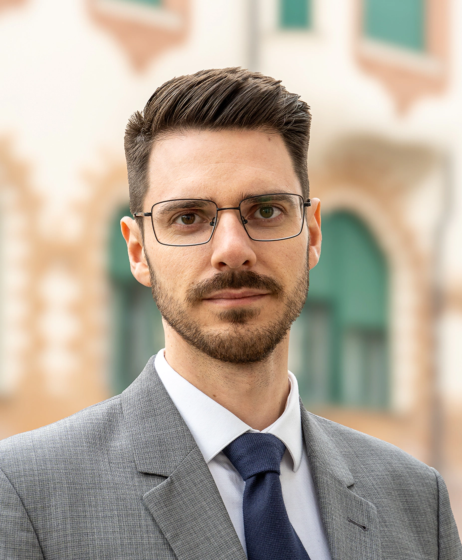 LL.M. Bartis Előd