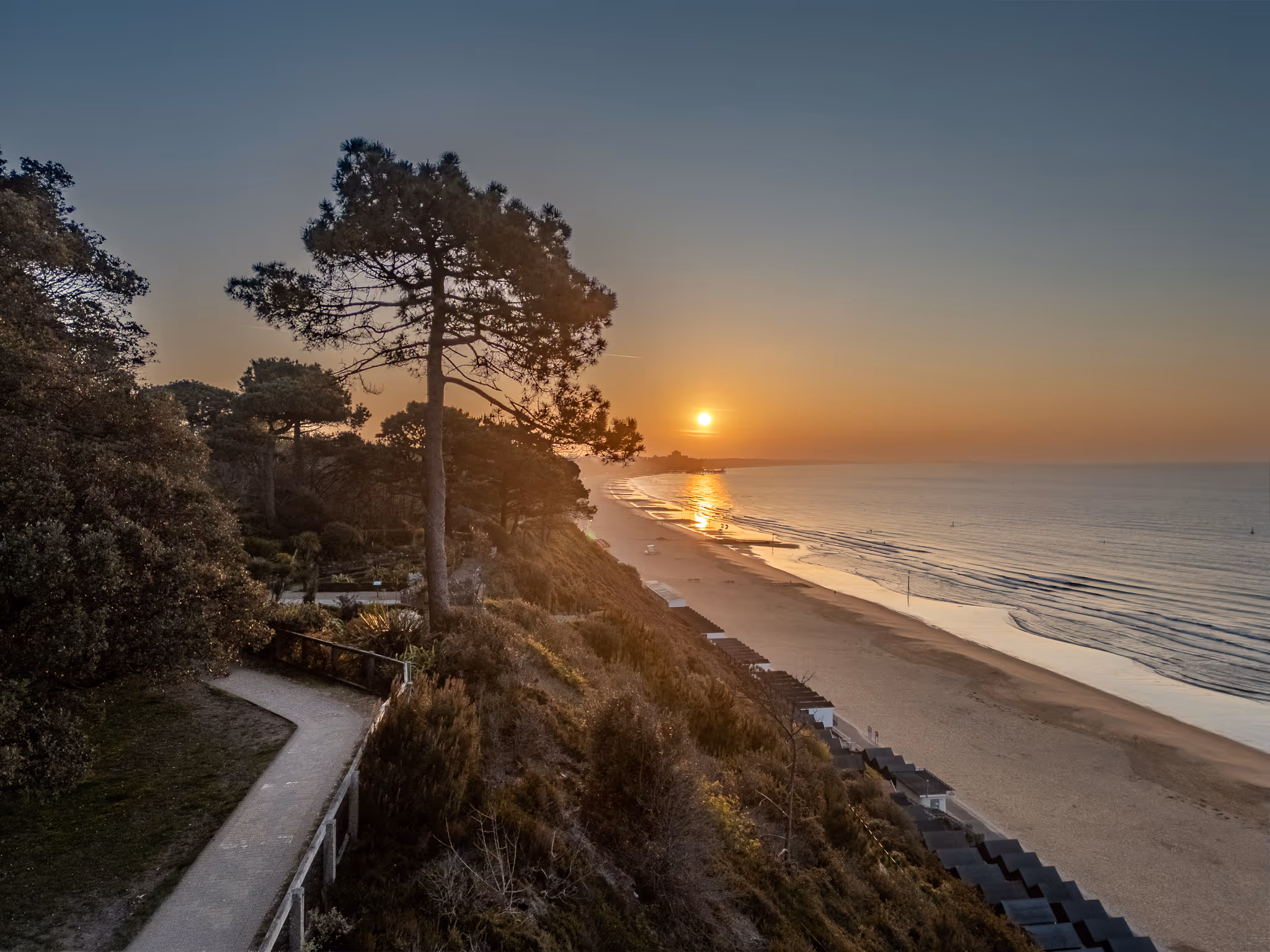 Poole's Coastal Canvas – Spectacles of Light