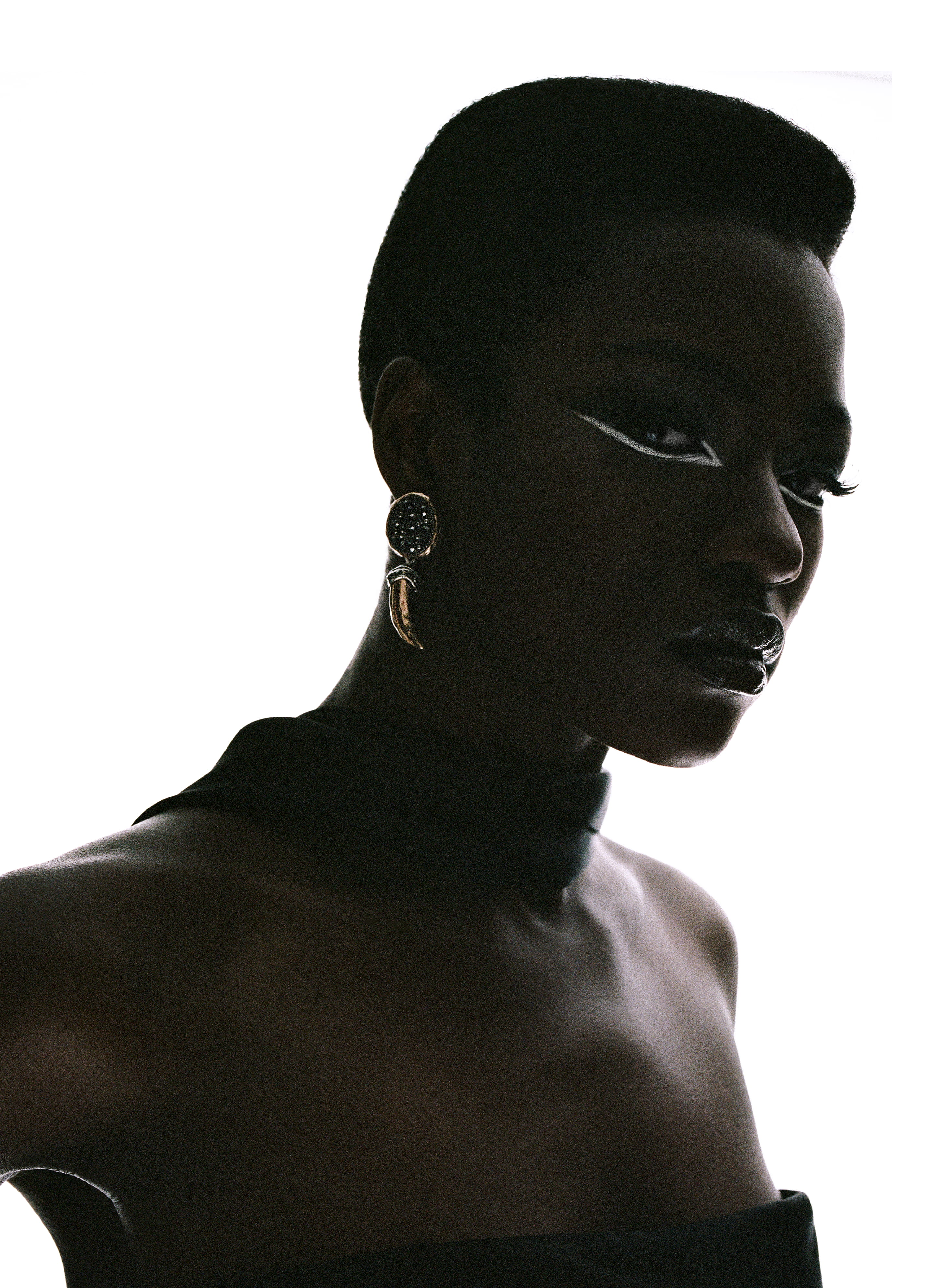 Lookbook styled by Ambrine Marouani - Claudine, Image Shaper Agency - Paris