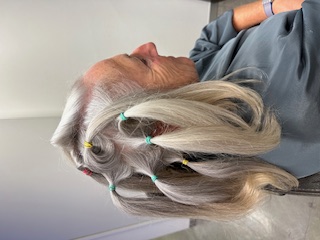 Grijs haar kan ook gedoneerd worden.