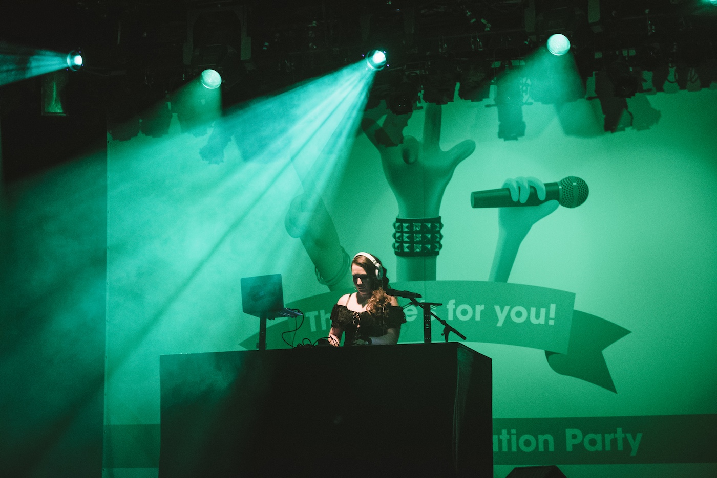 A photo of a dj at a Cricket Wireless event.