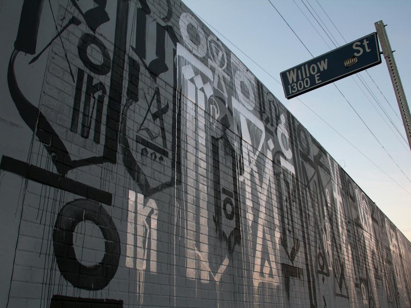 Retna — Desaturated