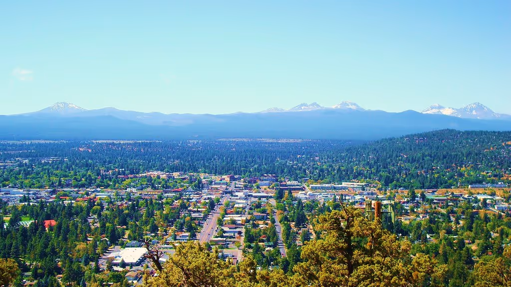 Bend Chamber — Tackling Big Problems, Together