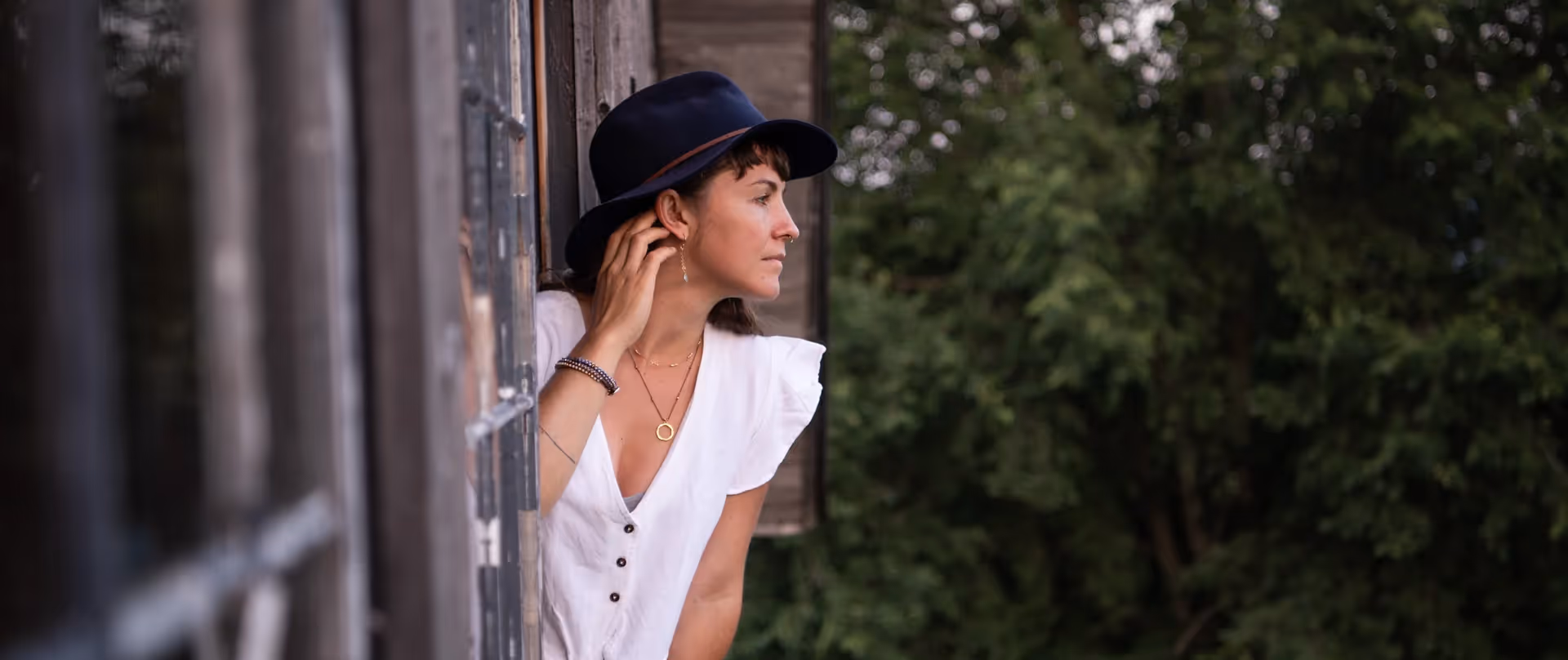 Bronwen Jewelry Announces Partnership with Nest