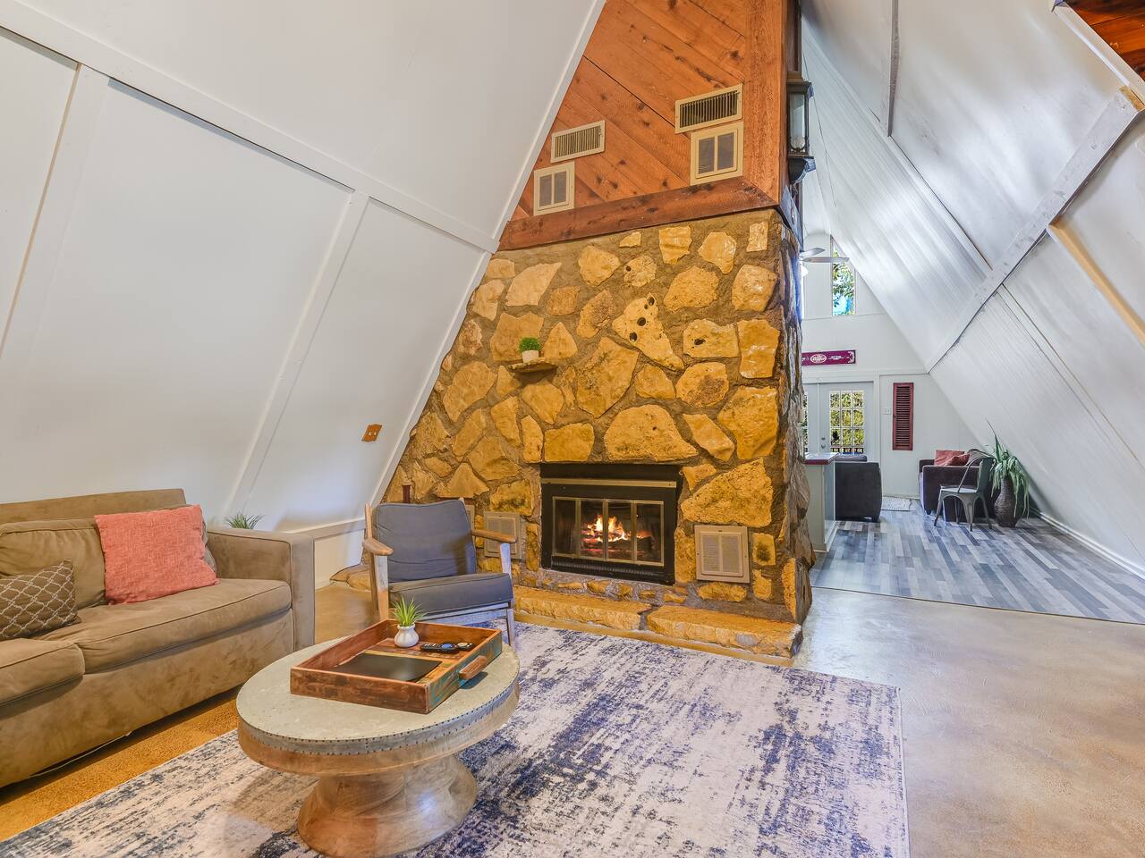 Serene Hill Country Cottage