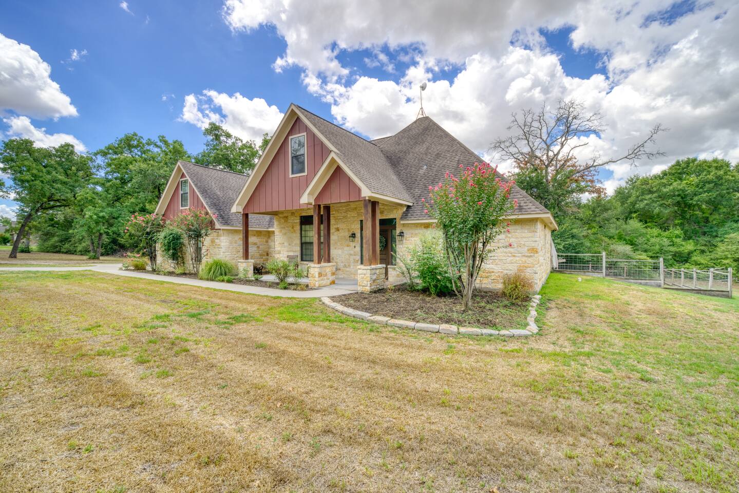 Serene Hill Country Cottage hero