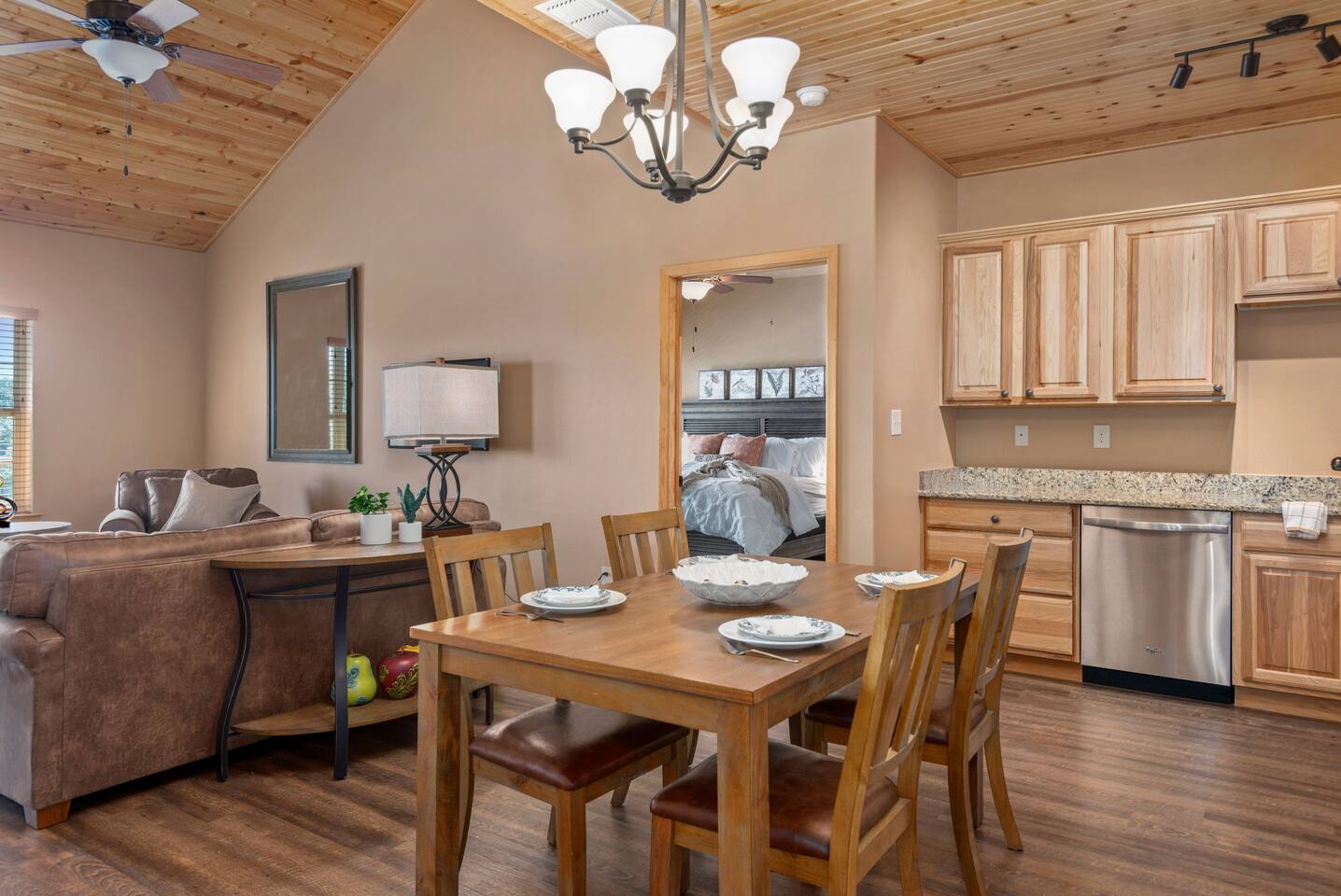 Serene Hill Country Cottage