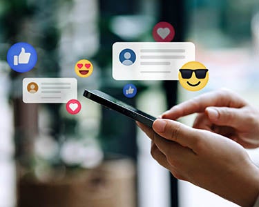 Why CEOs Should Take a Meeting with Marketing