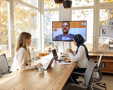 Korn Ferry Survey of Retailers Shows Retention Tactics for In-Demand Tech Workers