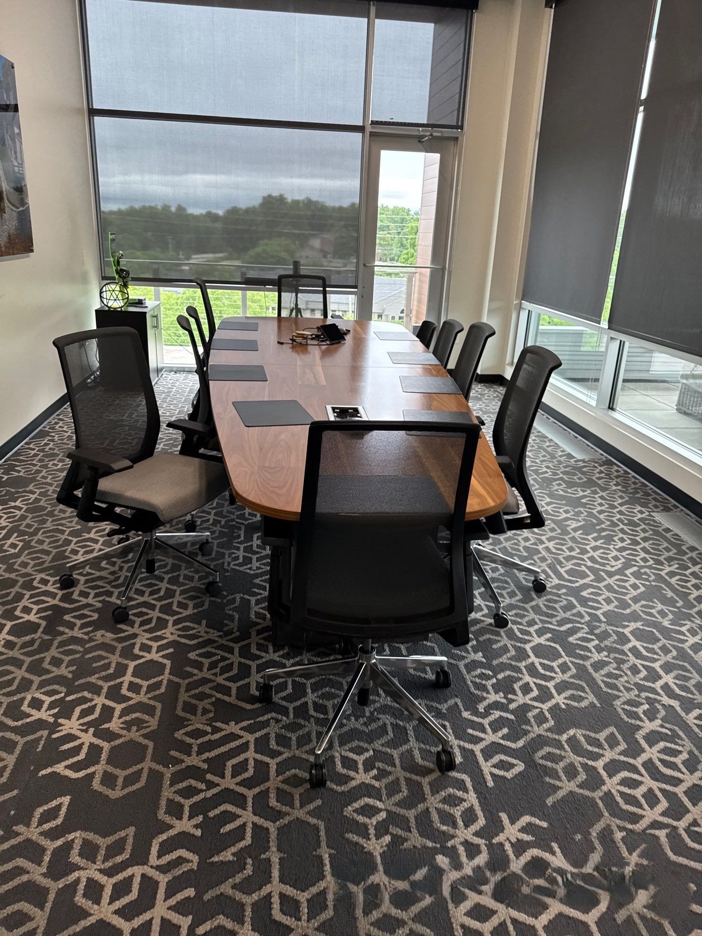 Office Buildings & Corporate Suites