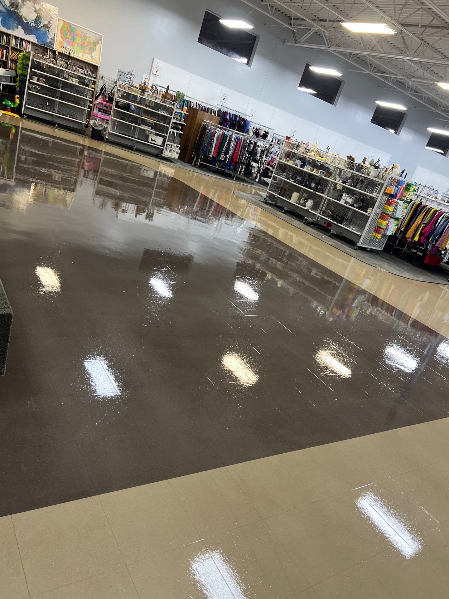 Retail Stores & Showrooms