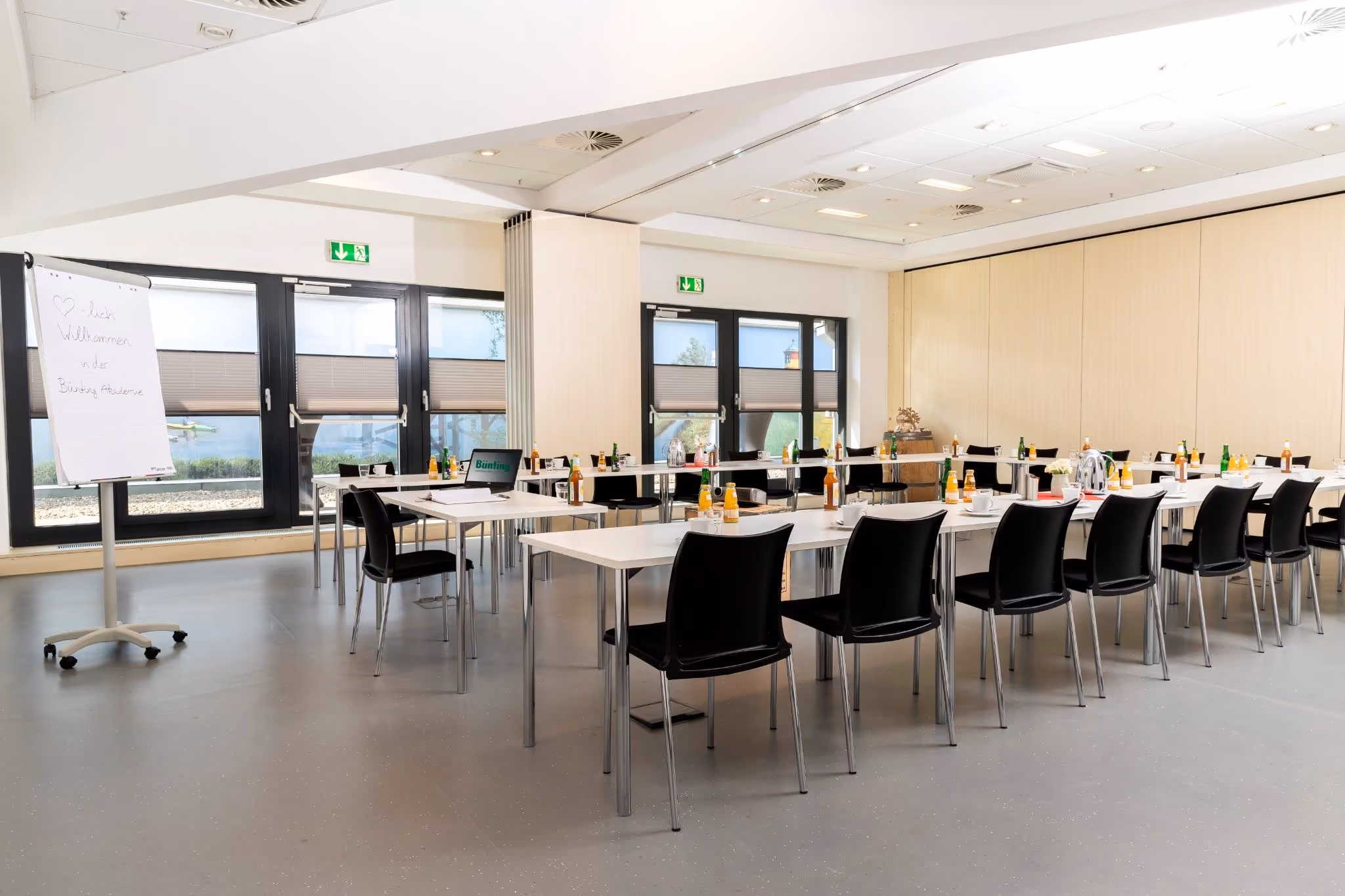 Center-Gutscheine für über 50 Shops im Einkaufsland – jetzt an der Info erhältlich.