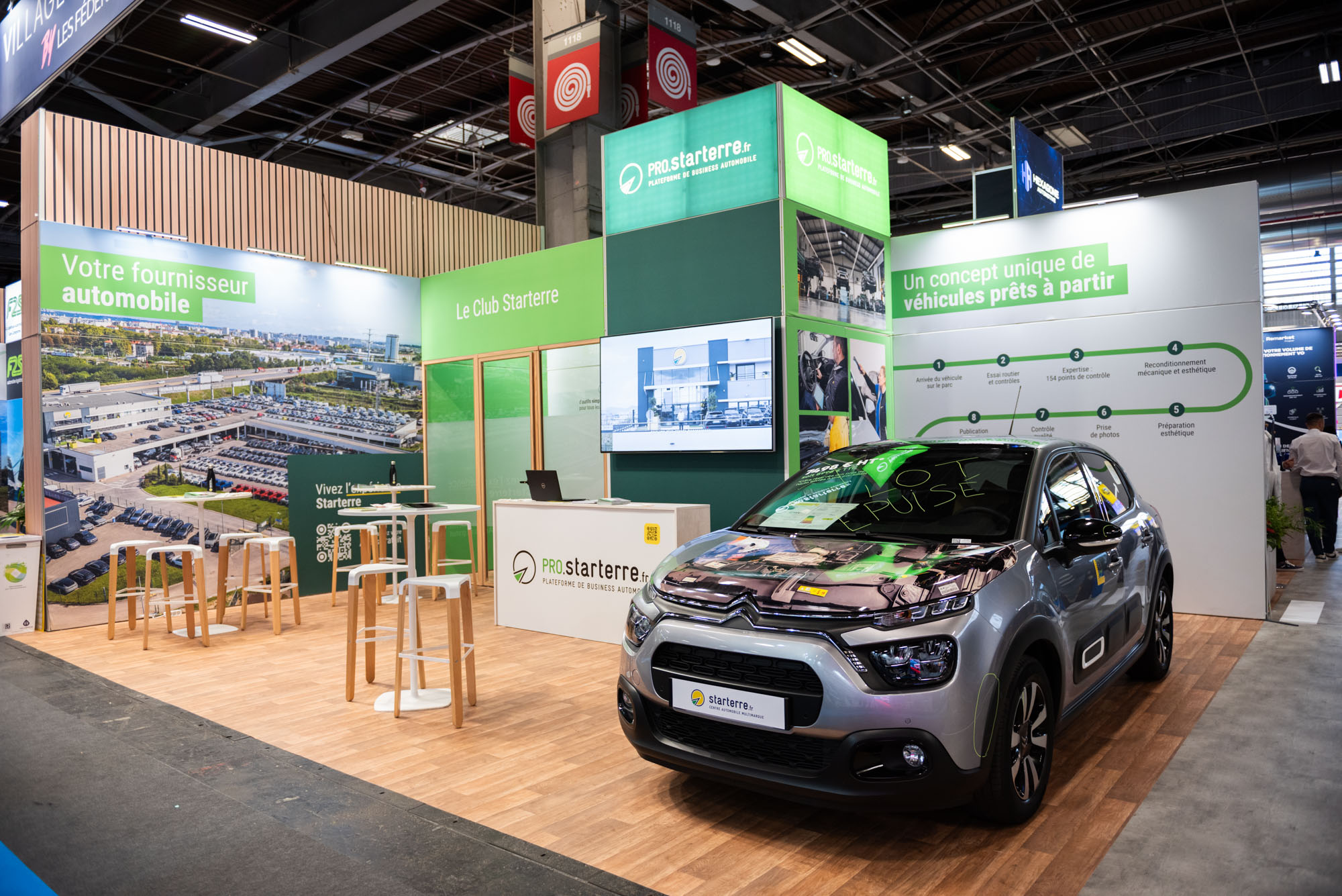 Exemple de stand exposant sur le Village Univers VO