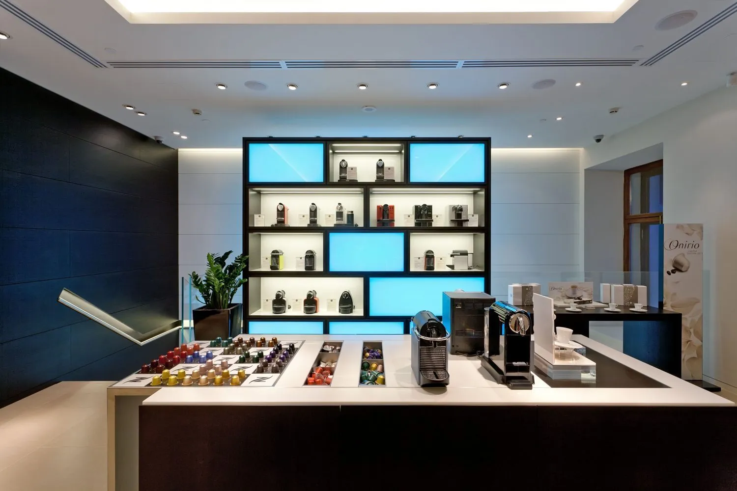 Branding Innovation – Nespresso, George Clooney and the Art of Brand Anchoring||||Nespresso Boutique in San Fransisco, USA