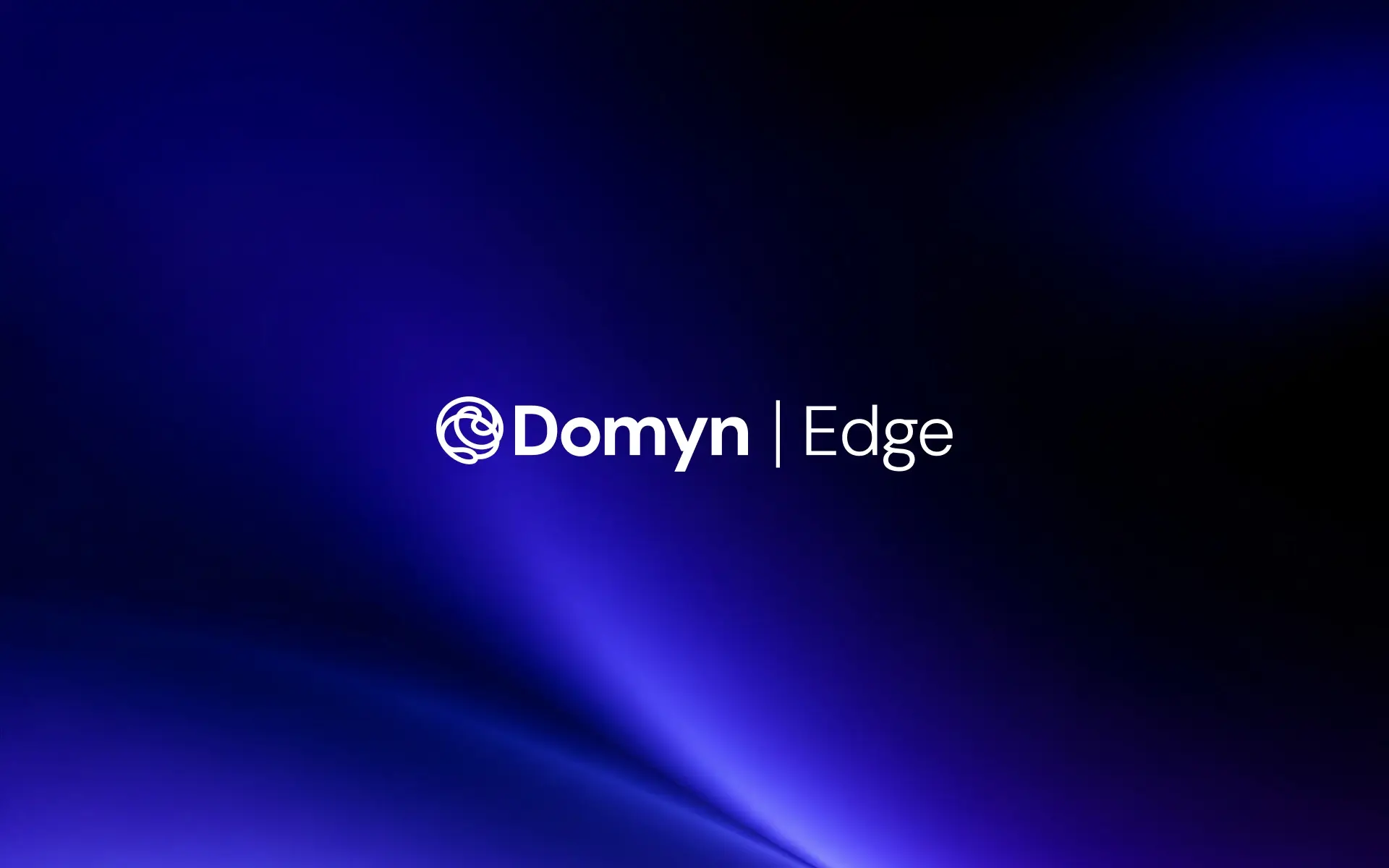 Logo Domyn Edge su un background astratto