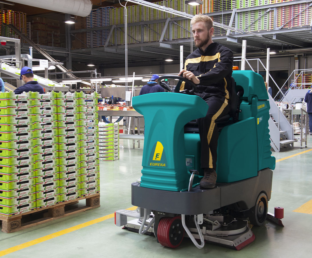 Eureka E100 vasker gulv i lager