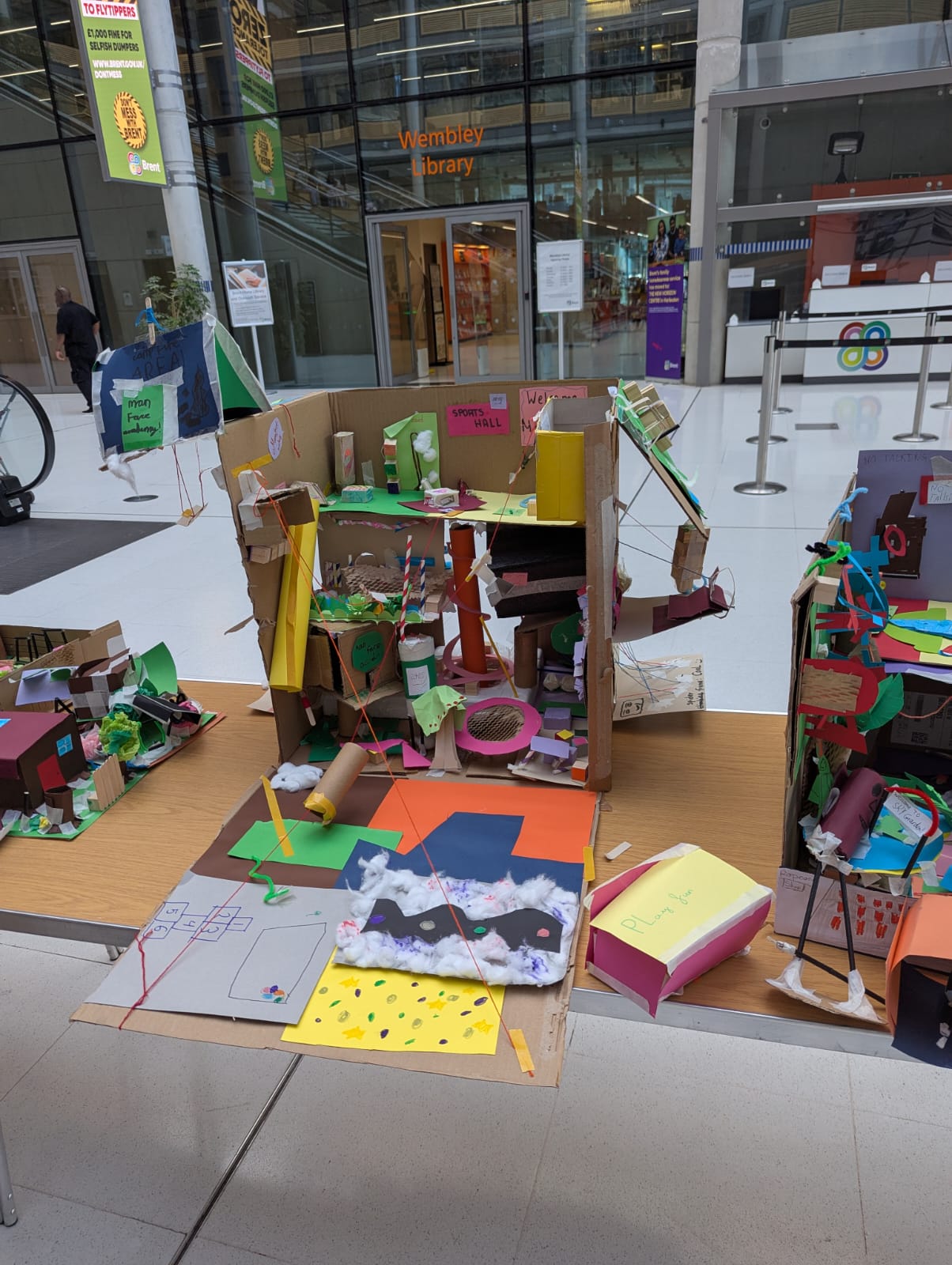 A photo of our ‘School for Play’. The model is adaptive and has many
elements that can be folded up so the model can be easily transported