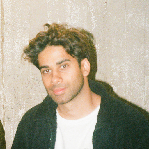 A portrait of CC studios founder Artan Mansouri.