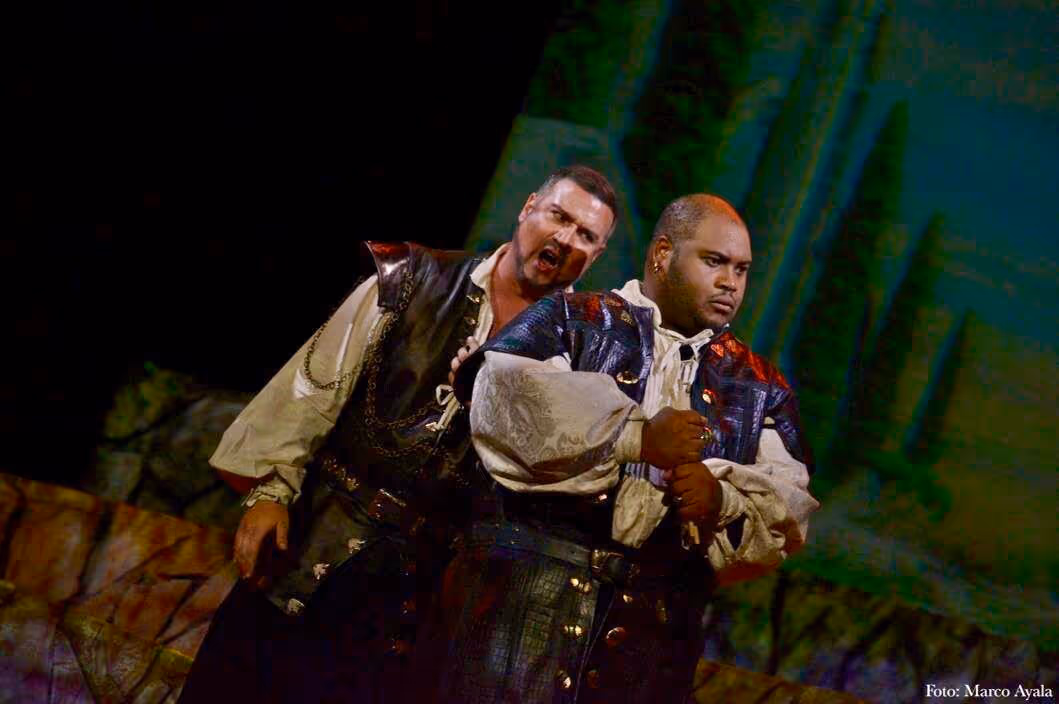 Otello (2016) - Teatro Degollo - Photo by Marco Ayala