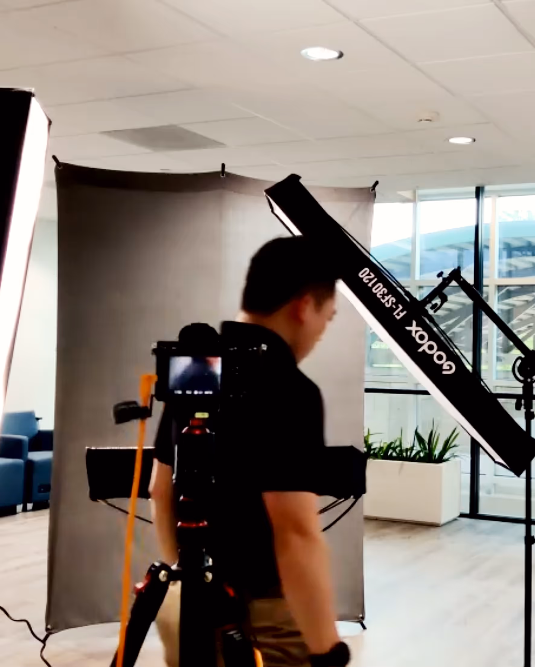 Confident, modern headshots for professionals in North Houston.