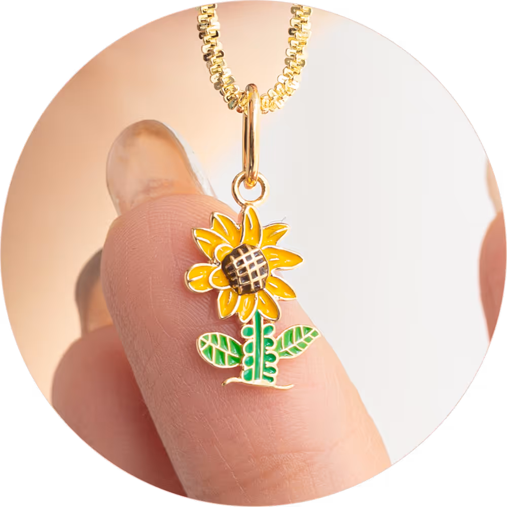 2D Enamel Pendant in Yellow Gold