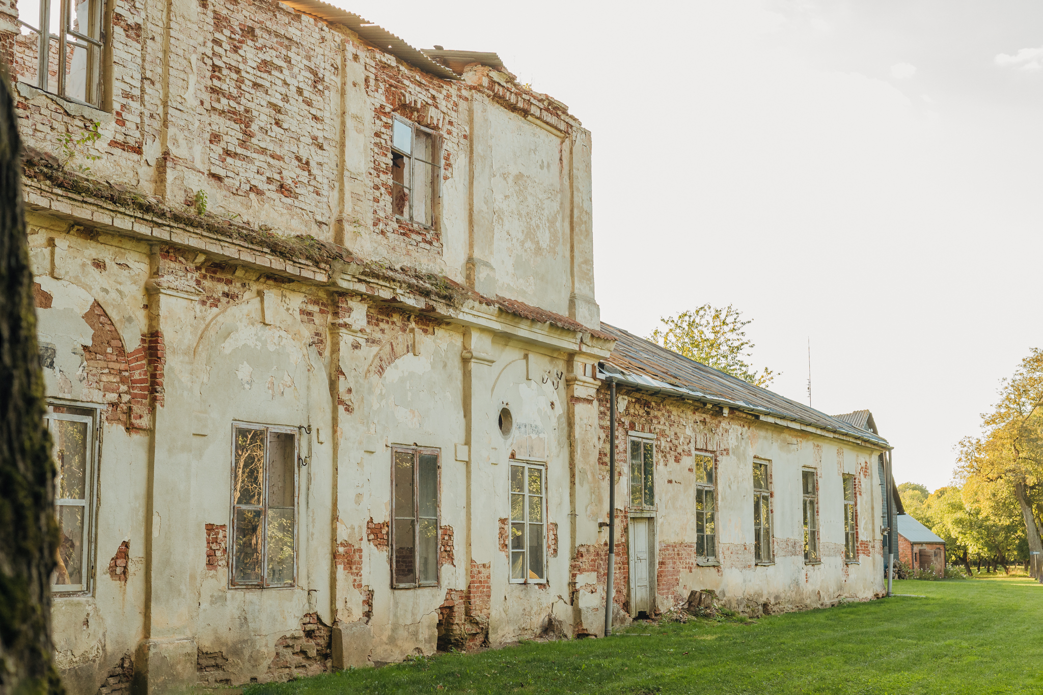Žemosios Panemunės dvaras
