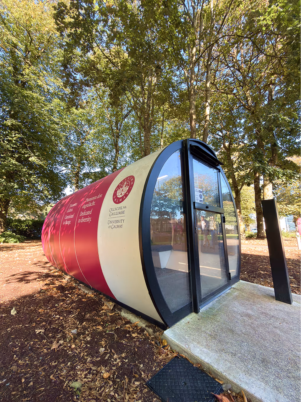 Each pod seats up to six people and is equipped with WIFI